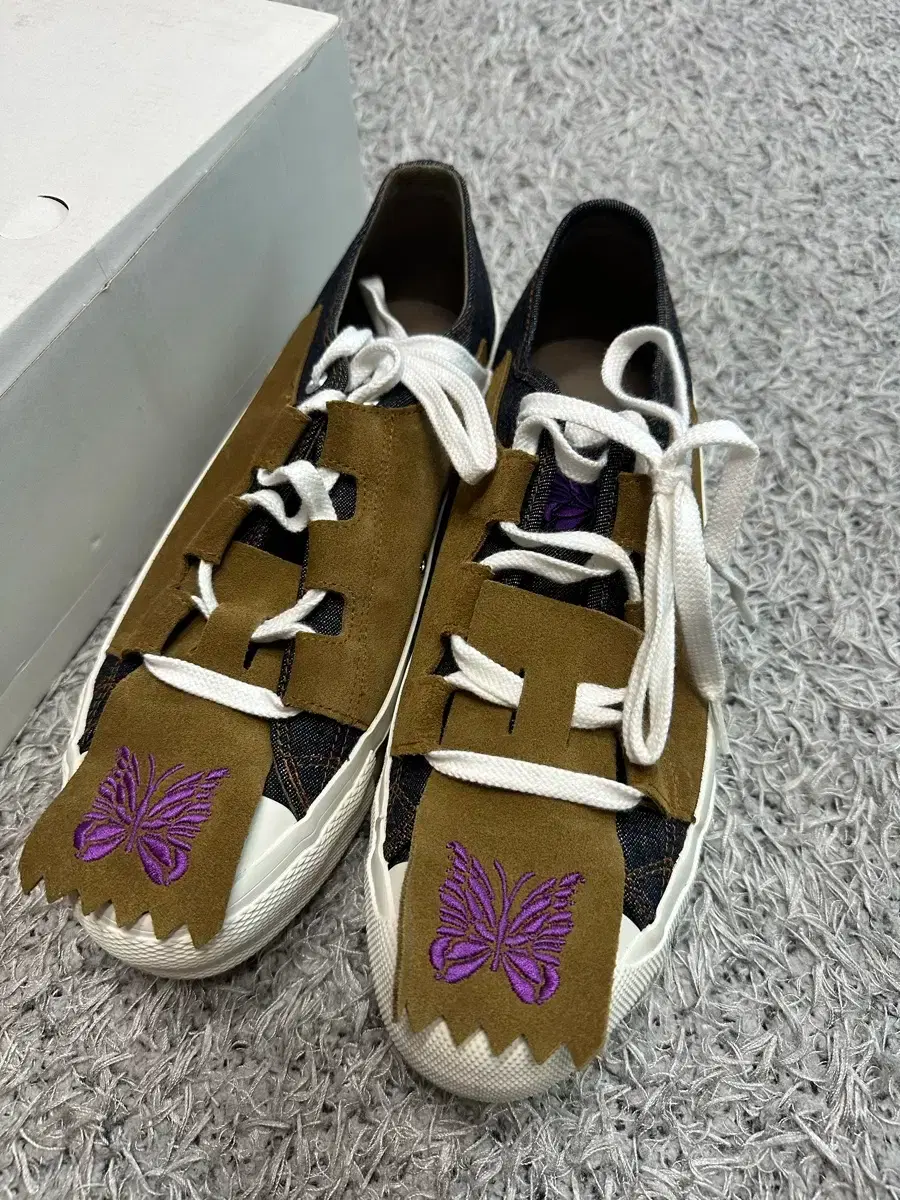 Needles アシンメトリックギリー スニーカー インディゴ デニム